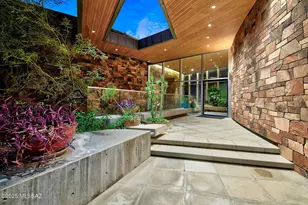 7474 N Catalina Ridge Dr, Tucson, AZ 85718 - Photo 3