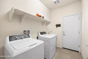 21470 E Volunteer Dr, Red Rock, AZ 85145 - Photo 35