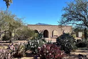 7525 S Avenida De Belleza, Tucson, AZ 85747 - Photo 1