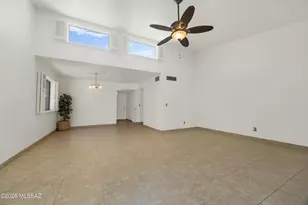 5521 N Arroyo Grande Dr, Tucson, AZ 85718 - Photo 9