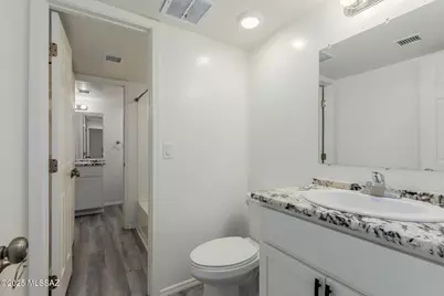 1620 N Wilmot Road #UNIT E147, Tucson, AZ 85712 - Photo 21