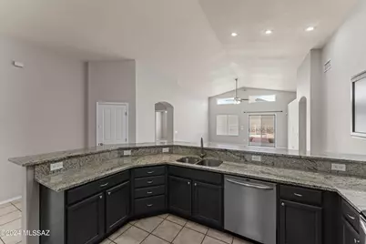 10215 E Mary Drive, Tucson, AZ 85730 - Photo 19