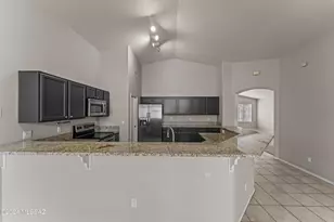 10215 E Mary Dr, Tucson, AZ 85730 - Photo 15