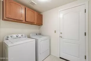 6449 N Shadow Bluff Dr, Tucson, AZ 85704 - Photo 25