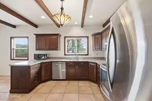 11720 E Twin Hills Trl, Tucson, AZ 85748 - Photo 9