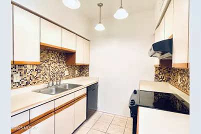 5500 N Valley View Road #129, Tucson, AZ 85718 - Photo 7