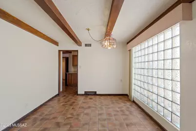 325 S Calle De La Azucena, Tucson, AZ 85711 - Photo 11