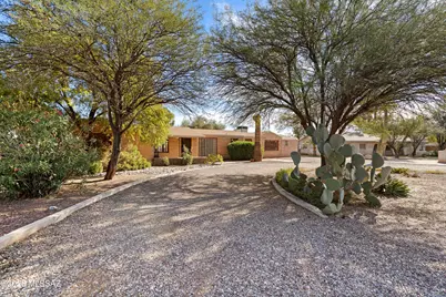 325 S Calle De La Azucena, Tucson, AZ 85711 - Photo 1