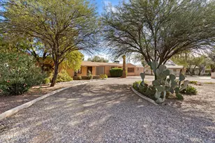 325 S Calle De La Azucena, Tucson, AZ 85711 - Photo 1