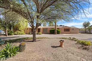 325 S Calle De La Azucena, Tucson, AZ 85711 - Photo 35