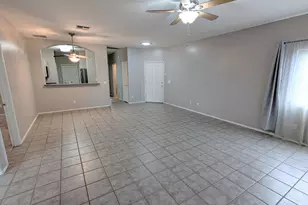 8327 N Rocky View Ln, Tucson, AZ 85743 - Photo 3