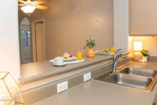 8327 N Rocky View Ln, Tucson, AZ 85743 - Photo 11