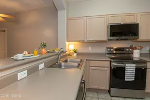 8327 N Rocky View Ln, Tucson, AZ 85743 - Photo 9