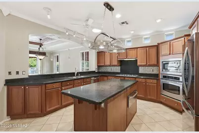 62562 E Amberwood Drive, Tucson, AZ 85739 - Photo 13