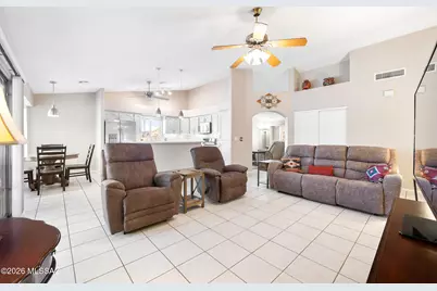 1891 N Via Carrizal, Green Valley, AZ 85614 - Photo 7