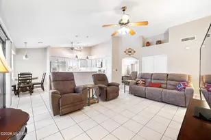 1891 N Via Carrizal, Green Valley, AZ 85614 - Photo 7