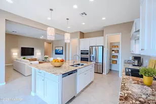 320 W Saguaro Arm Trail, Oro Valley, AZ 85755 - Photo 17