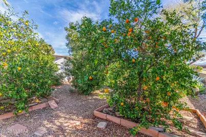 132 E Santa Rebecca Drive, Green Valley, AZ 85614 - Photo 29