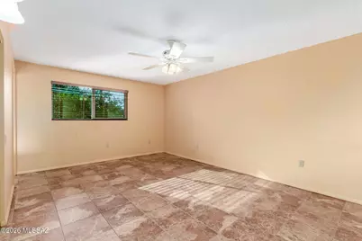 132 E Santa Rebecca Drive, Green Valley, AZ 85614 - Photo 13