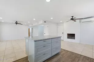 6600 N Galaxy Rd, Tucson, AZ 85741 - Photo 11