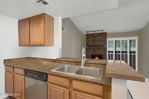 101 S Players Club Dr, Tucson, AZ 85745 - Photo 5