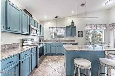 668 W Greenview Place, Green Valley, AZ 85614 - Photo 19