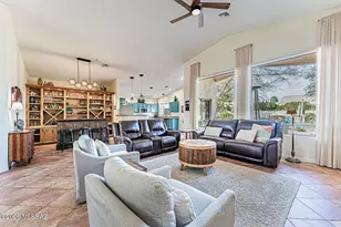 668 W Greenview Pl, Green Valley, AZ 85614 - Photo 1