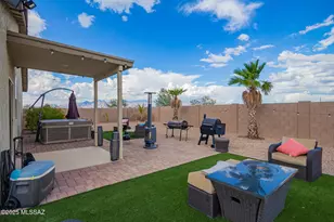 6255 S Desert Peak Dr, Tucson, AZ 85706 - Photo 9