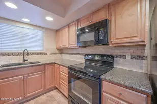 3472 N Richland Dr, Tucson, AZ 85719 - Photo 11