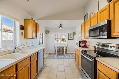 12413 N Brightridge Drive, Oro Valley, AZ 85755 - Photo 5