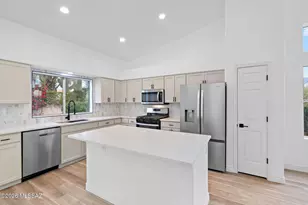 960 W Wheatgrass Pl, Tucson, AZ 85737 - Photo 11