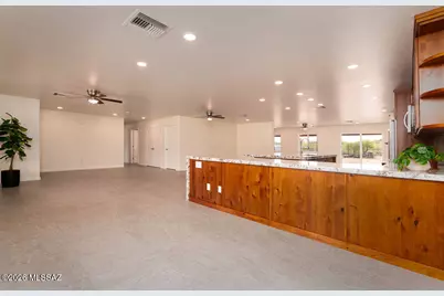 11000 E Roger Road, Tucson, AZ 85749 - Photo 25
