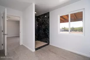 11000 E Roger Rd, Tucson, AZ 85749 - Photo 13