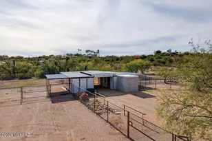 11000 E Roger Rd, Tucson, AZ 85749 - Photo 43