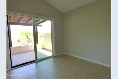 5900 N Misty Ridge Drive, Tucson, AZ 85718 - Photo 13