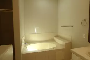 5900 N Misty Ridge Dr, Tucson, AZ 85718 - Photo 21