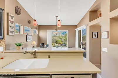 13672 N Tom Ryans Way, Oro Valley, AZ 85755 - Photo 9