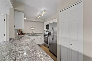 2194 N Pantano Rd, Tucson, AZ 85715 - Photo 9