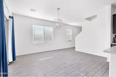 7801 S Walnutview Drive, Tucson, AZ 85757 - Photo 9