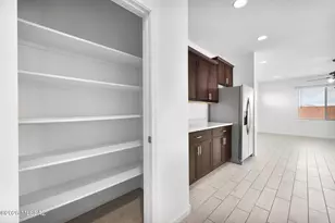 7801 S Walnutview Dr, Tucson, AZ 85757 - Photo 15