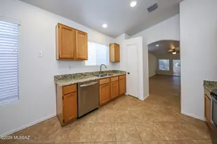 3397 W Millwheel Ln, Tucson, AZ 85741 - Photo 7