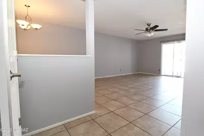 7649 E Bellevue Street, Tucson, AZ 85715 - Photo 11