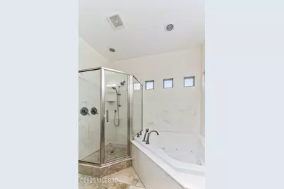 1960 W Moore Road, Oro Valley, AZ 85755 - Photo 23