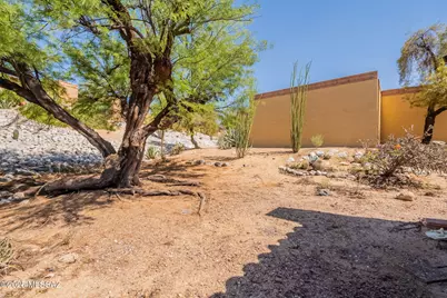 1857 W Dalehaven Circle, Tucson, AZ 85704 - Photo 15
