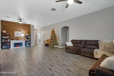 13561 E Aviara Place, Vail, AZ 85641 - Photo 9