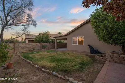 2572 W Bluffs Peak Court, Tucson, AZ 85742 - Photo 39