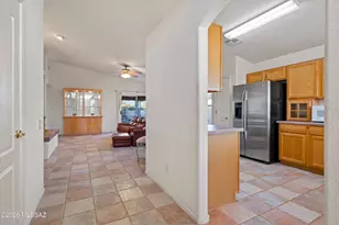 2572 W Bluffs Peak Ct, Tucson, AZ 85742 - Photo 5