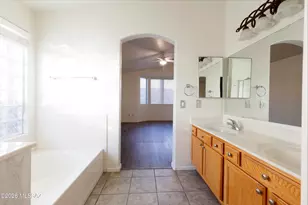 268 W Azmataz Rd, Tucson, AZ 85737 - Photo 13