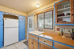 386 S La Canada Dr, Green Valley, AZ 85614 - Photo 7