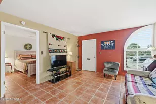 386 S La Canada Dr, Green Valley, AZ 85614 - Photo 1